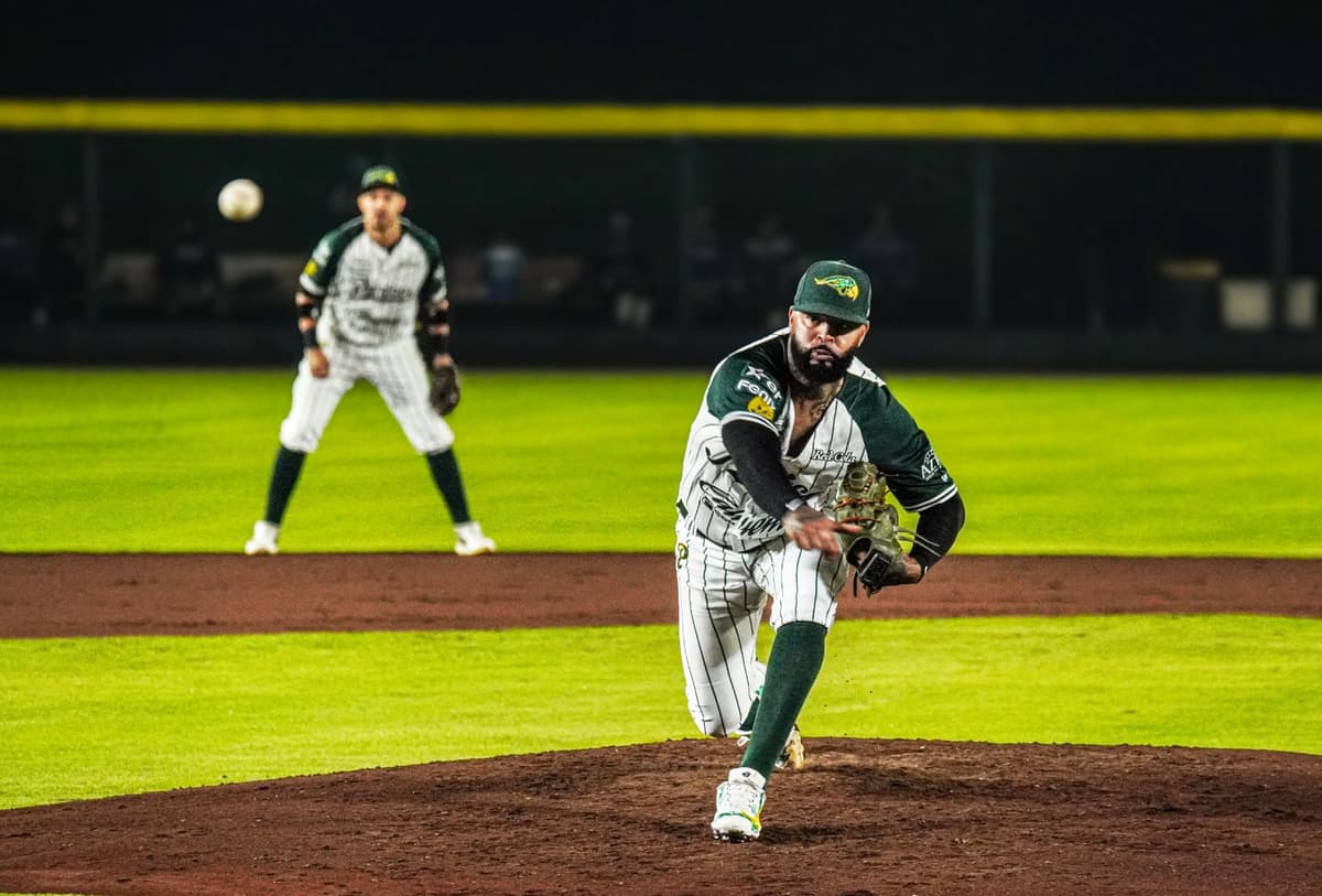 Cátedra de pitcheo de Vladimir Gutiérrez para el triunfo de Pericos ante Conspiradores