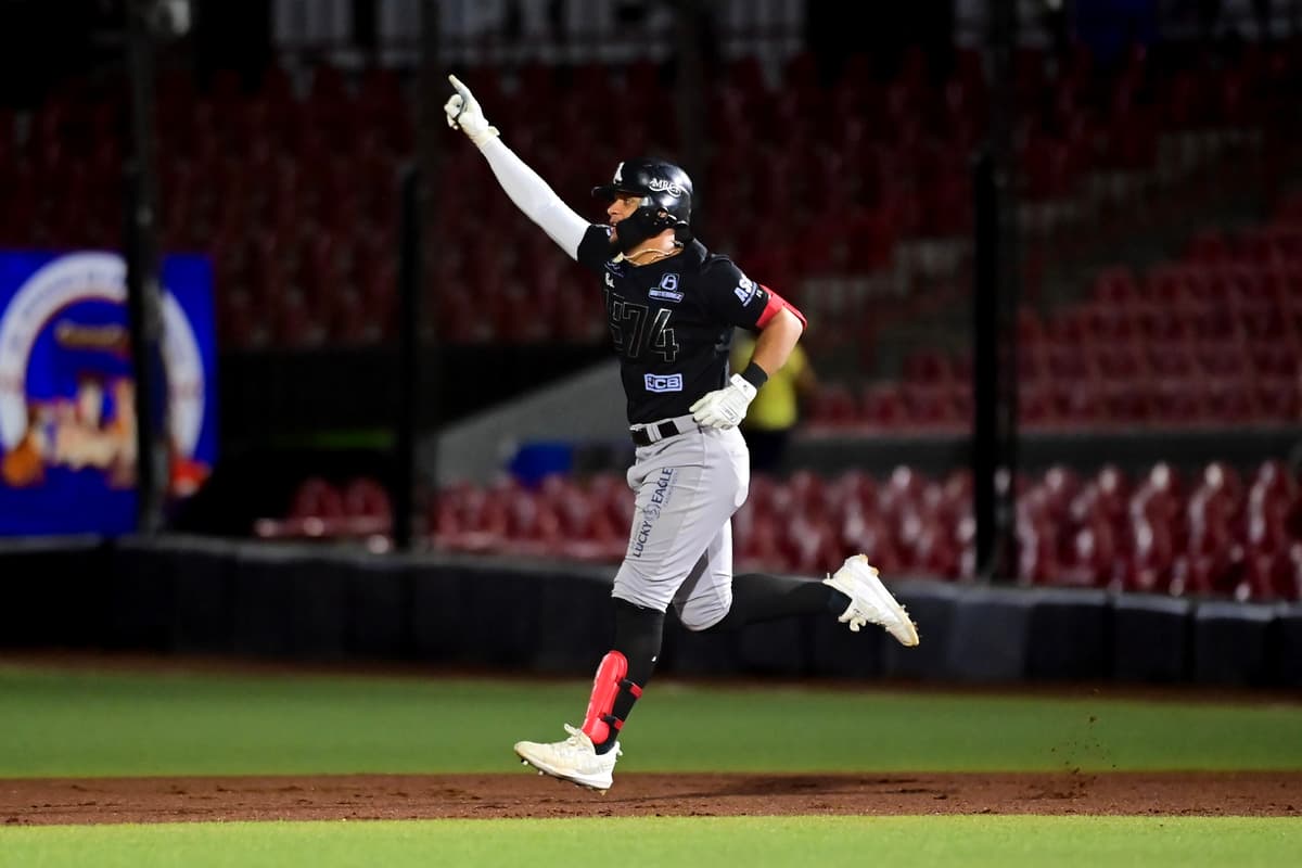 Acereros viene de atrás para vencer a los Toros y aseguran su pase a los playoffs