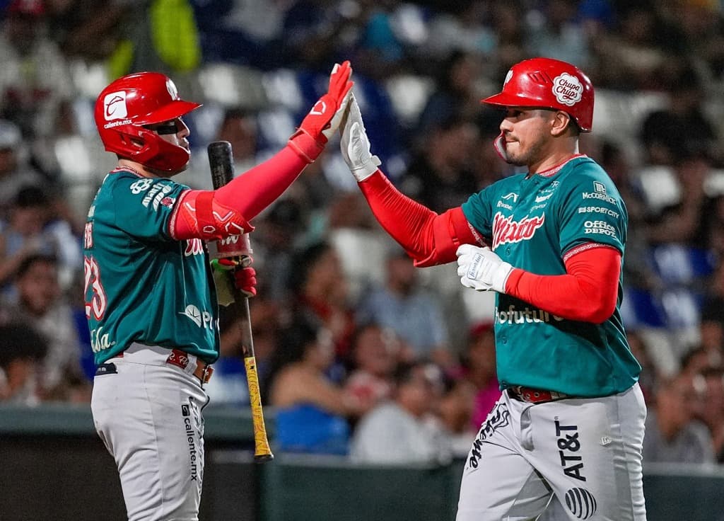 Noche de cinco jonrones para el triunfo de los Diablos Rojos 18-0 sobre los Tigres
