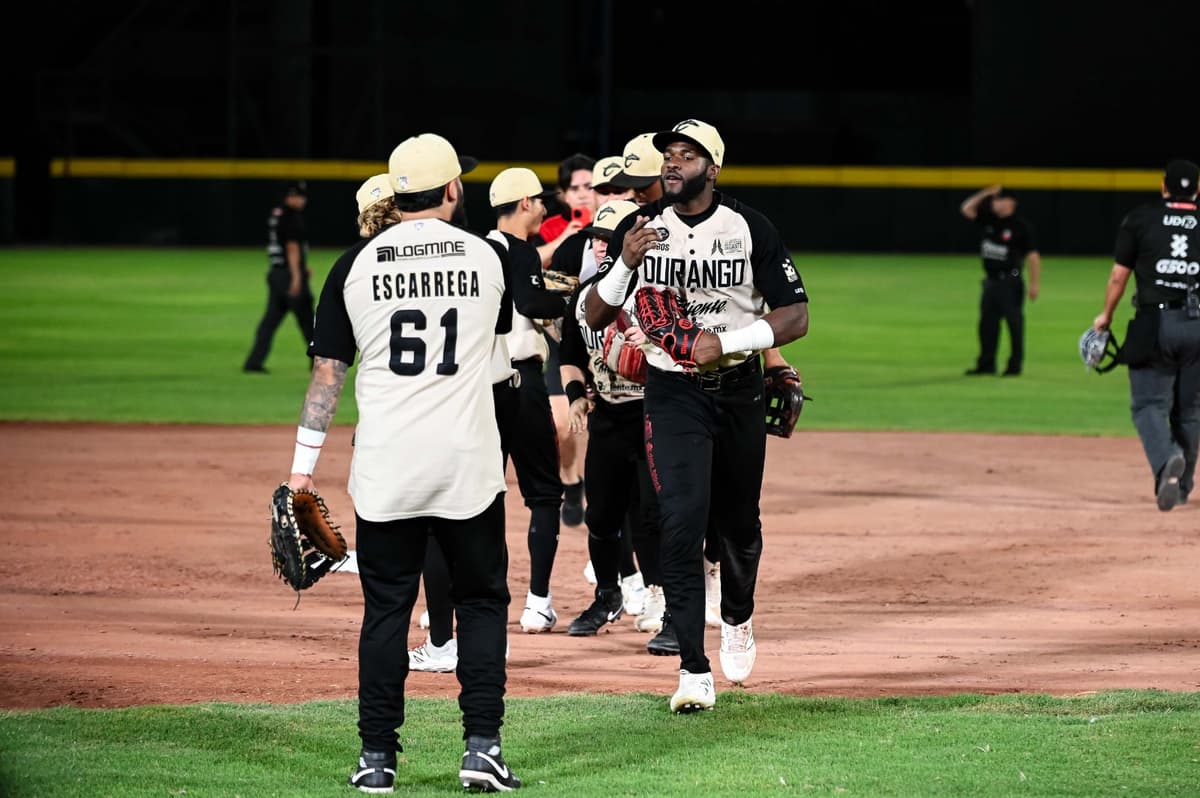Caliente sigue haciendo historia: le gana la serie a los Acereros y están en la Serie de Zona