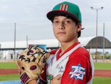 Jazael Figueroa, representante de los Toros en el Mundial U-15