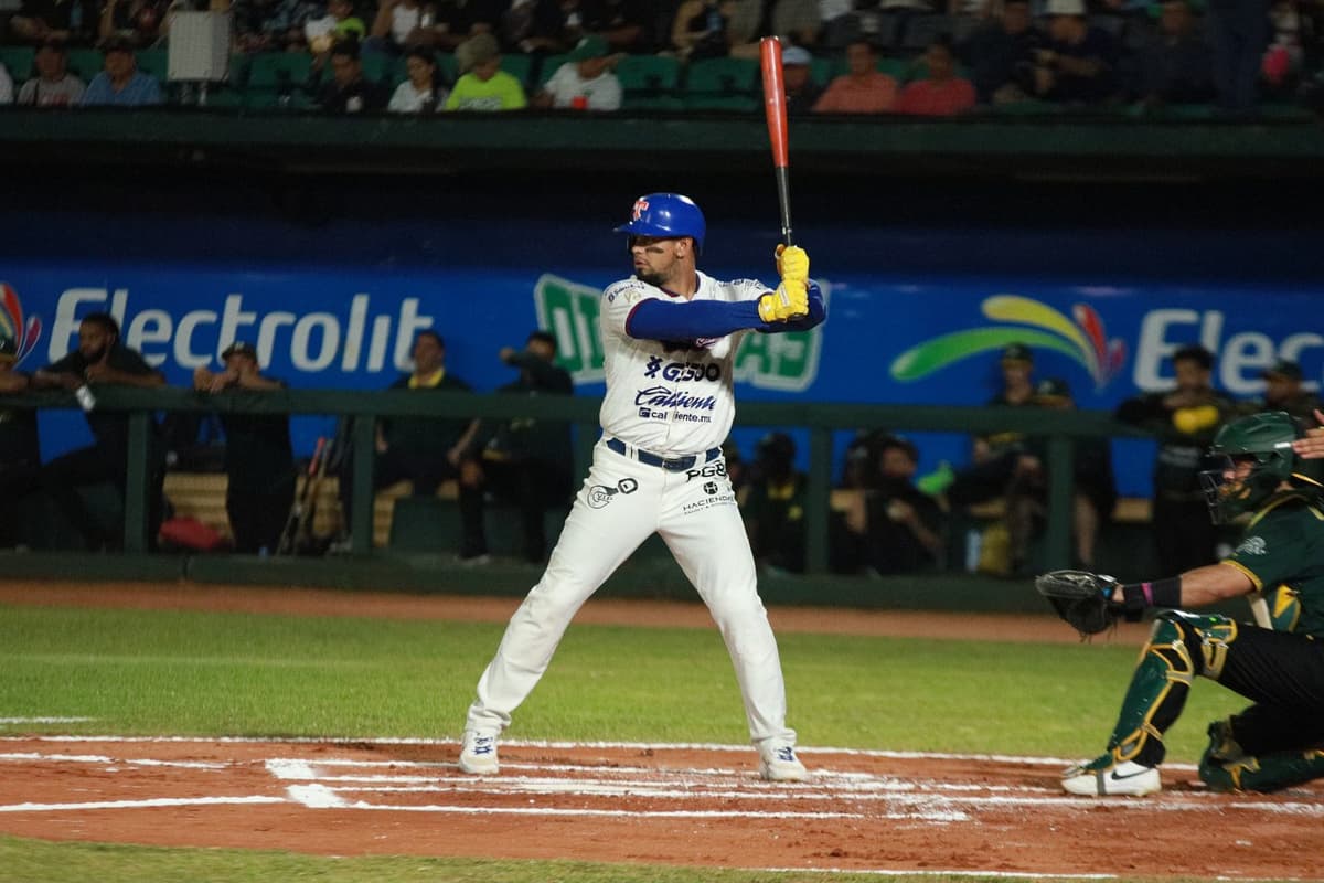 Marco Hernández y Ronnie Williams se unen a los Leones para la temporada 2027