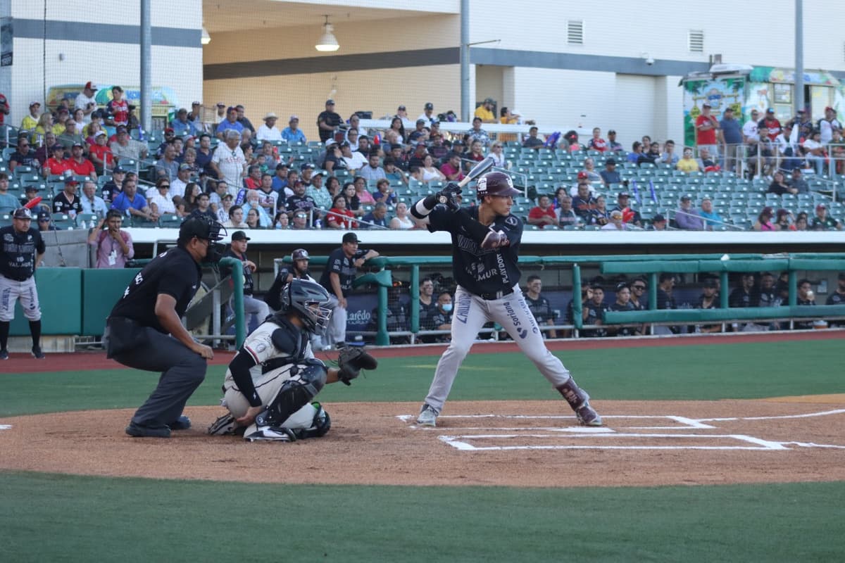 Iguala Algodoneros serie con rally en la novena