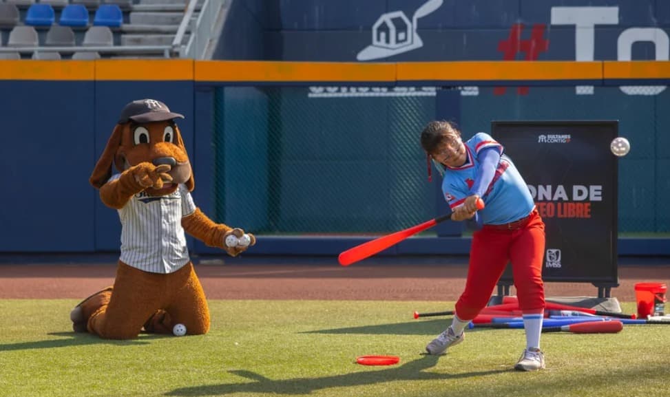 Sultanes Contigo e IMSS celebran el 80 aniversario del Instituto