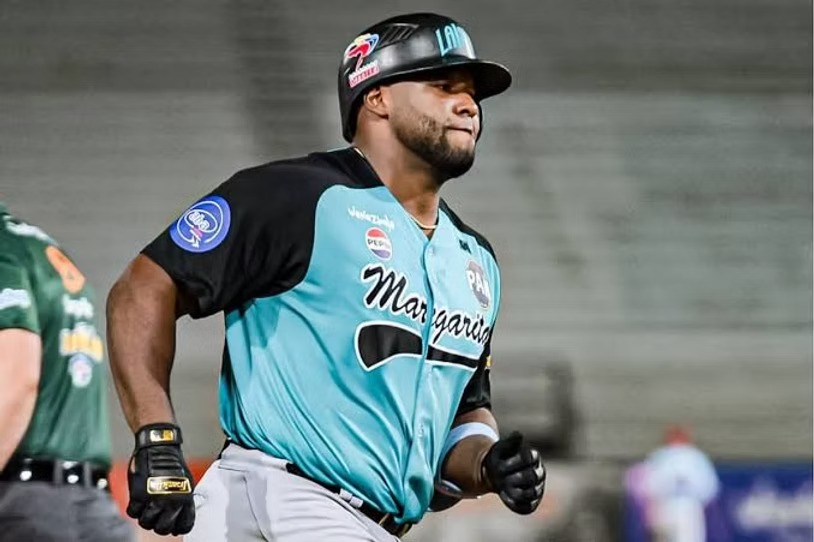 Moisés Gómez es el nuevo refuerzo de los Pericos de Puebla