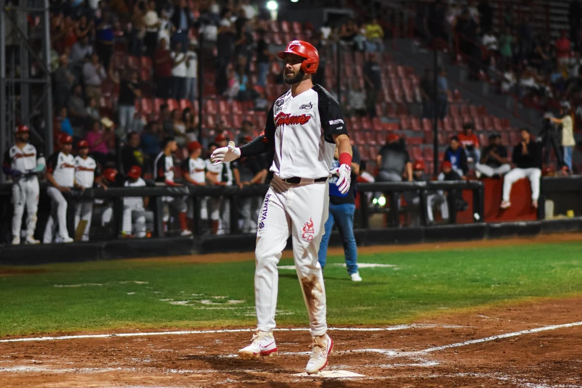 David Hensley y Manuel Orduño regresan a Caliente de Durango