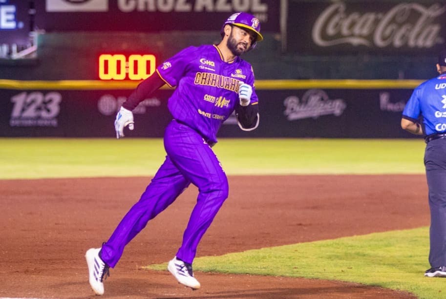 Explota la ofensiva de Dorados y rescatan un juego de la serie en Campeche